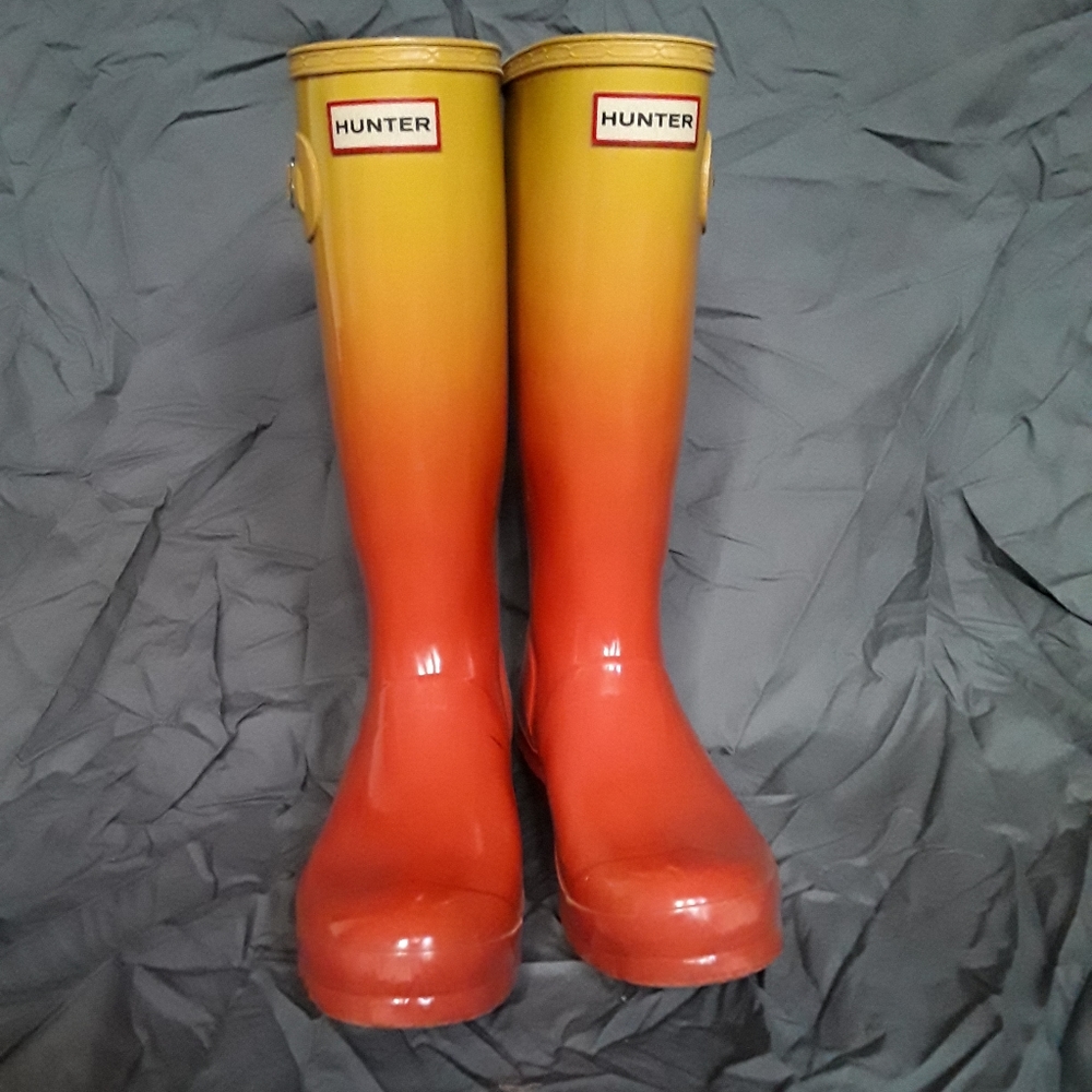 Hunter orange ombre boots